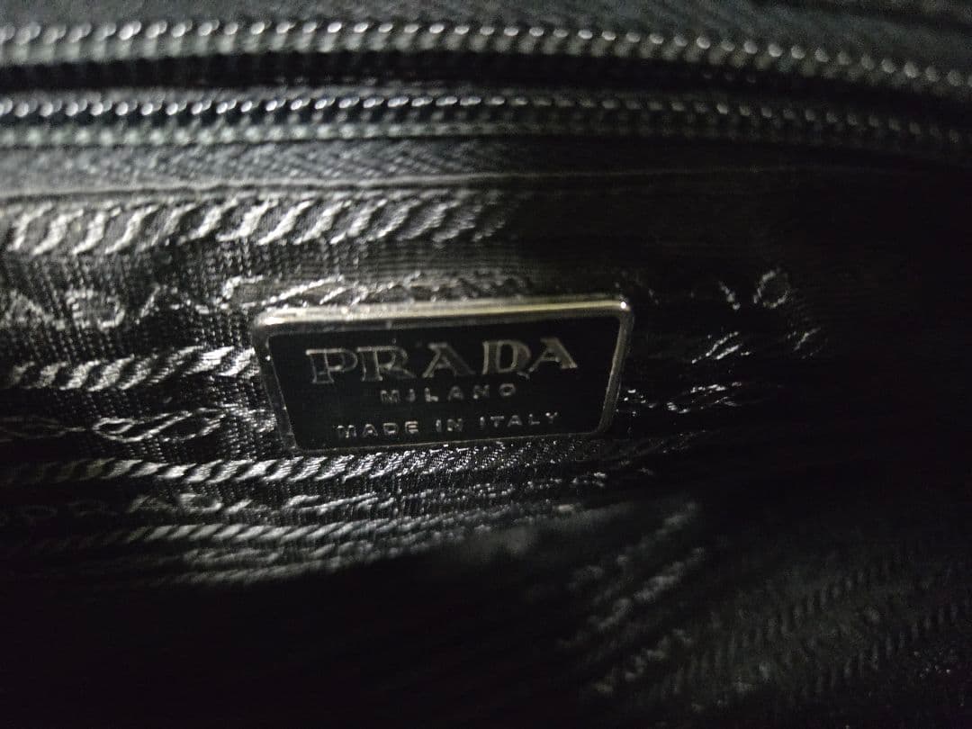 PRADA ブラック ナイロン ハンドバッグ