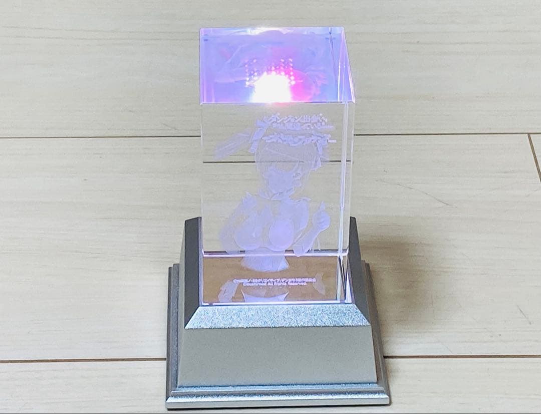 ダンジョンに出会いを求めるのは間違っている　水と光のフルランド 3Dクリスタル