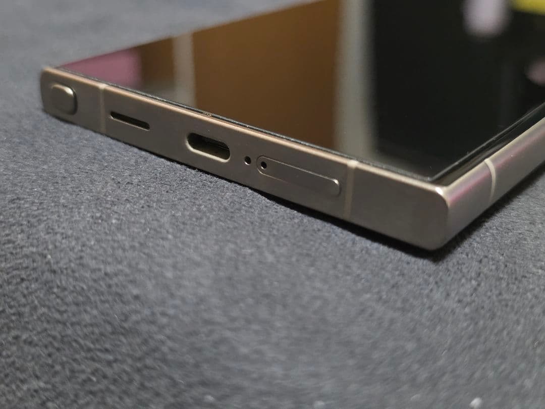 Galaxy S24 Ultra チタニウムバイオレット + TORRASケース