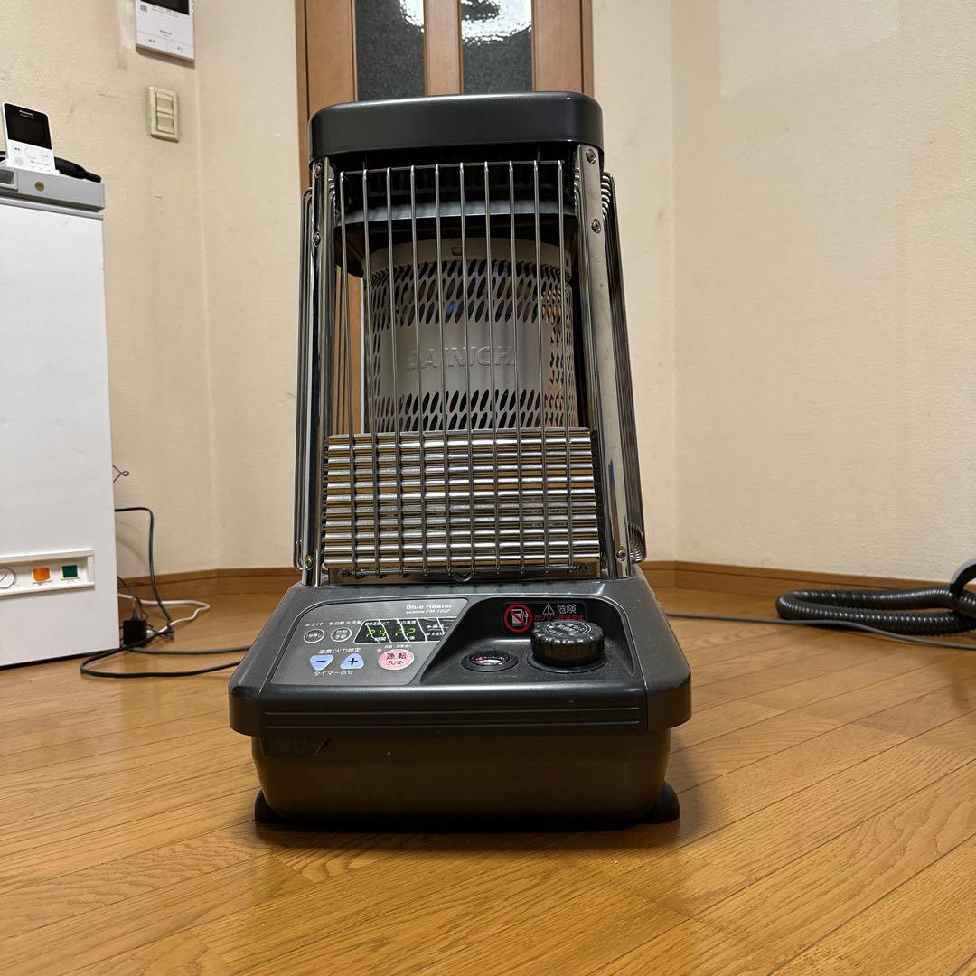 大型ですが超暖かい Blue-Heater ストーブ 【引き取りの方限定】