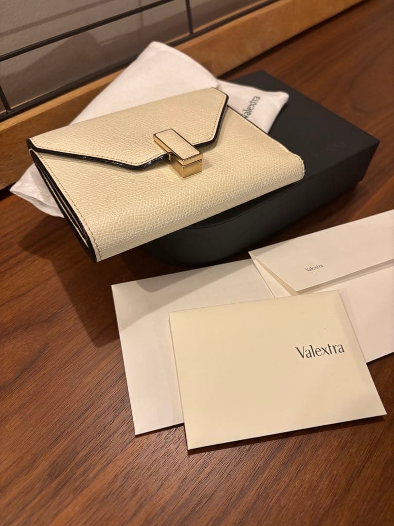 emerald★Valextra ヴァレクストラ イジィデ 三つ折り財布