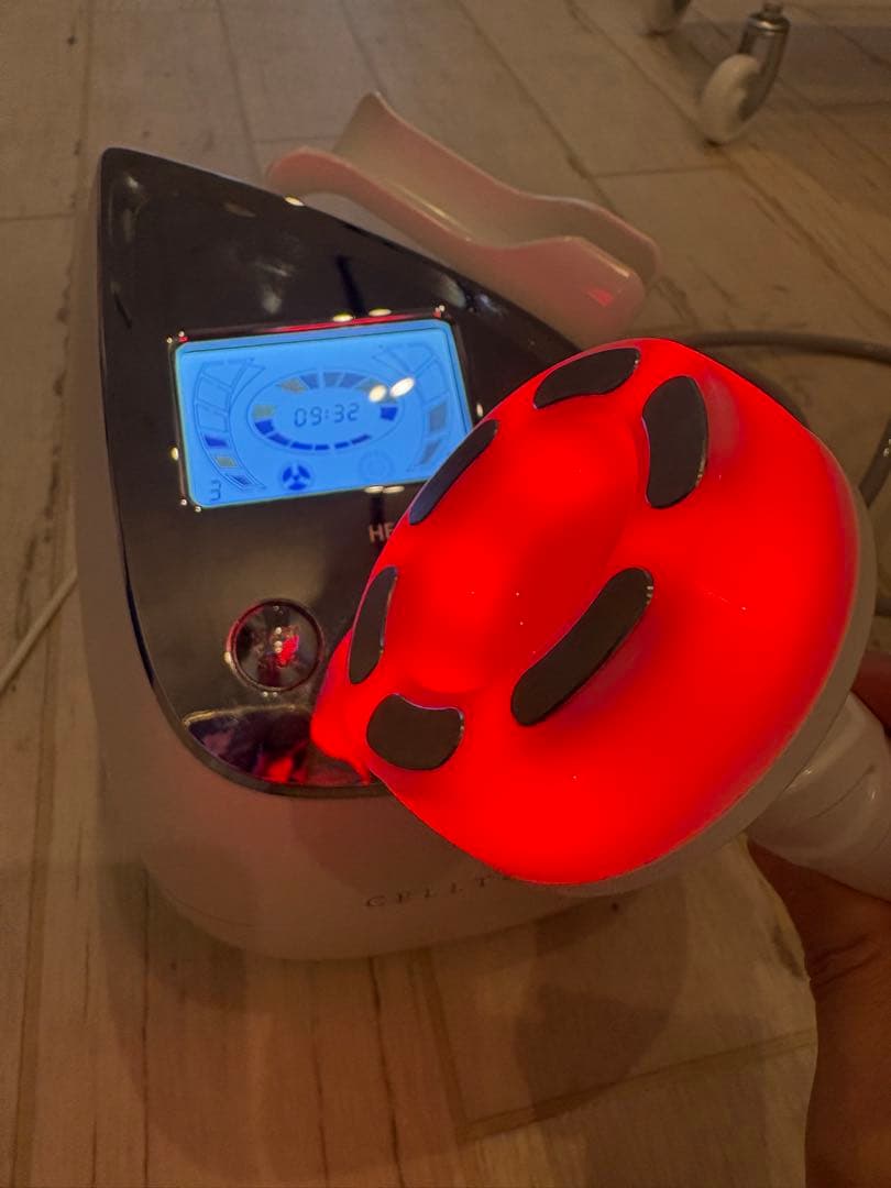 ★値引きしました！【フェイシャル用ハンドピース付き】伊藤超短波　セルチューン