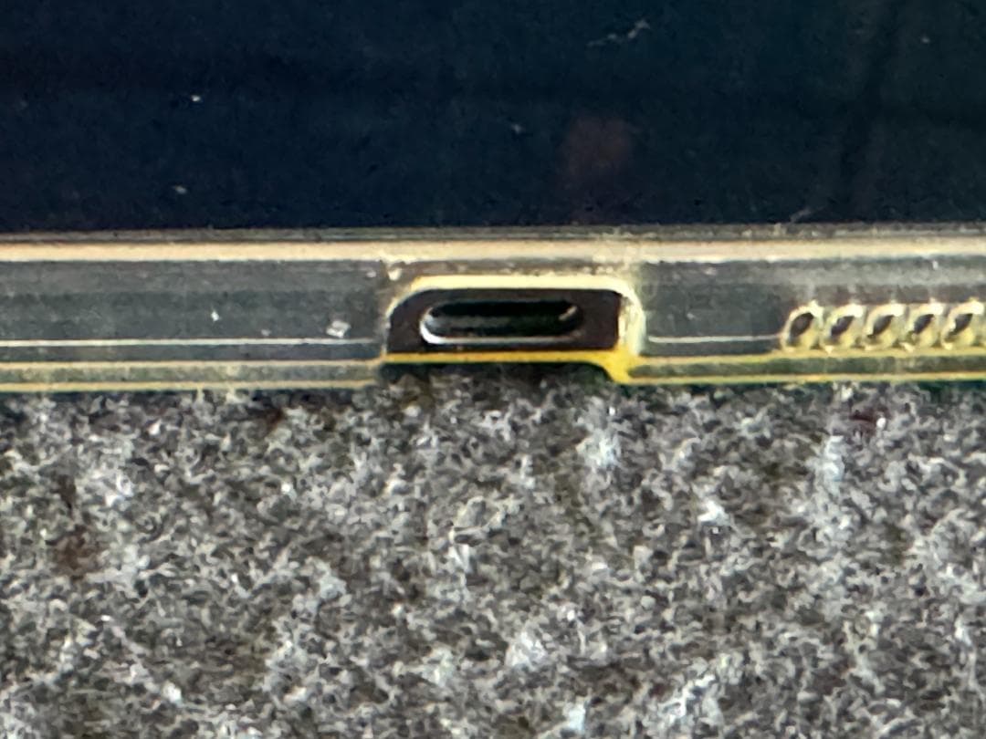 Lenovo Legion Tab Y700 2022(初代) イヤホン端子搭載