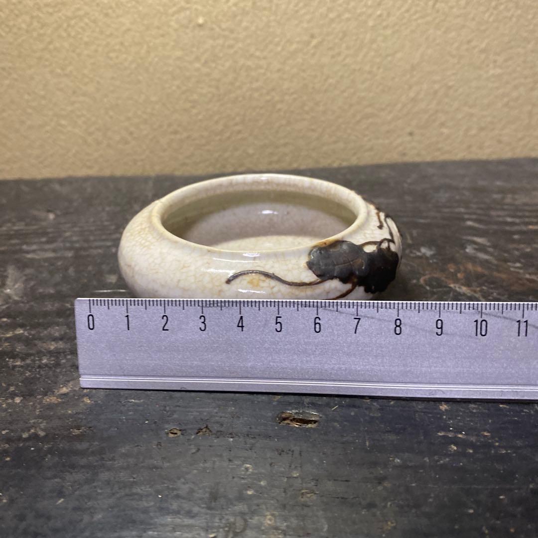 専用　中国美術　古玩　草花文白磁水滴（桐箱付）