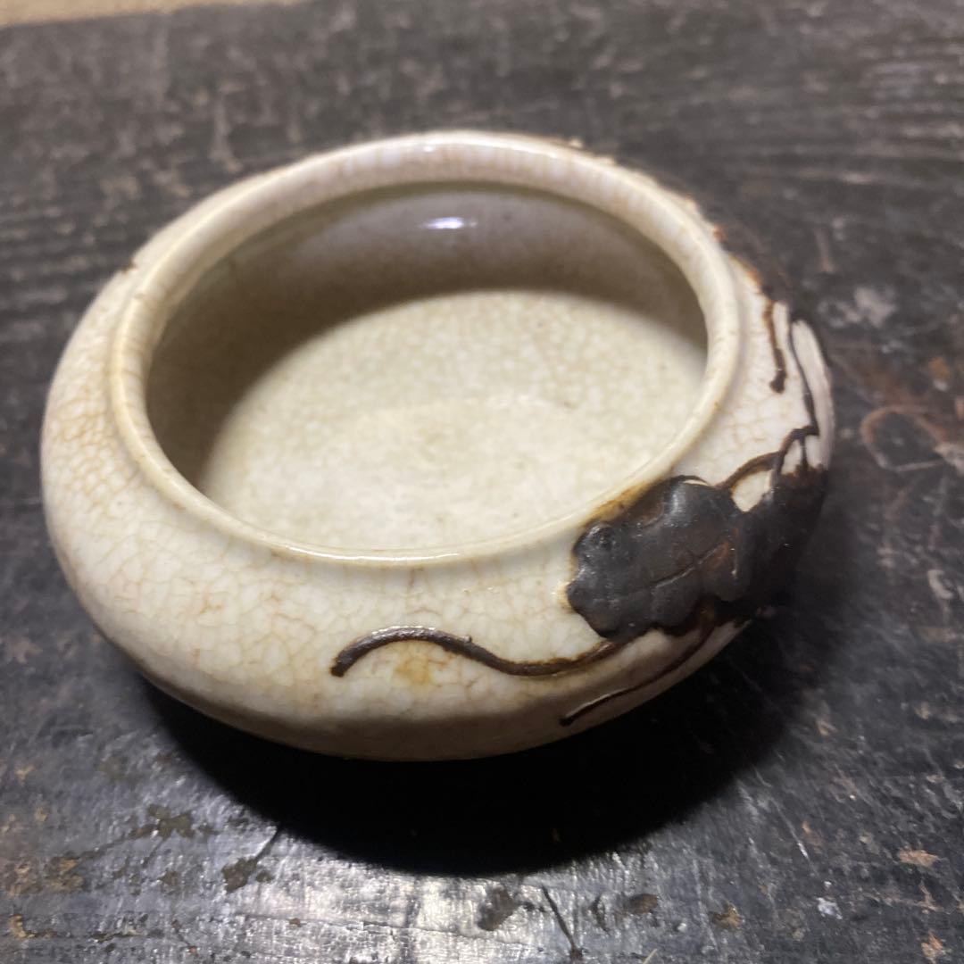 専用　中国美術　古玩　草花文白磁水滴（桐箱付）