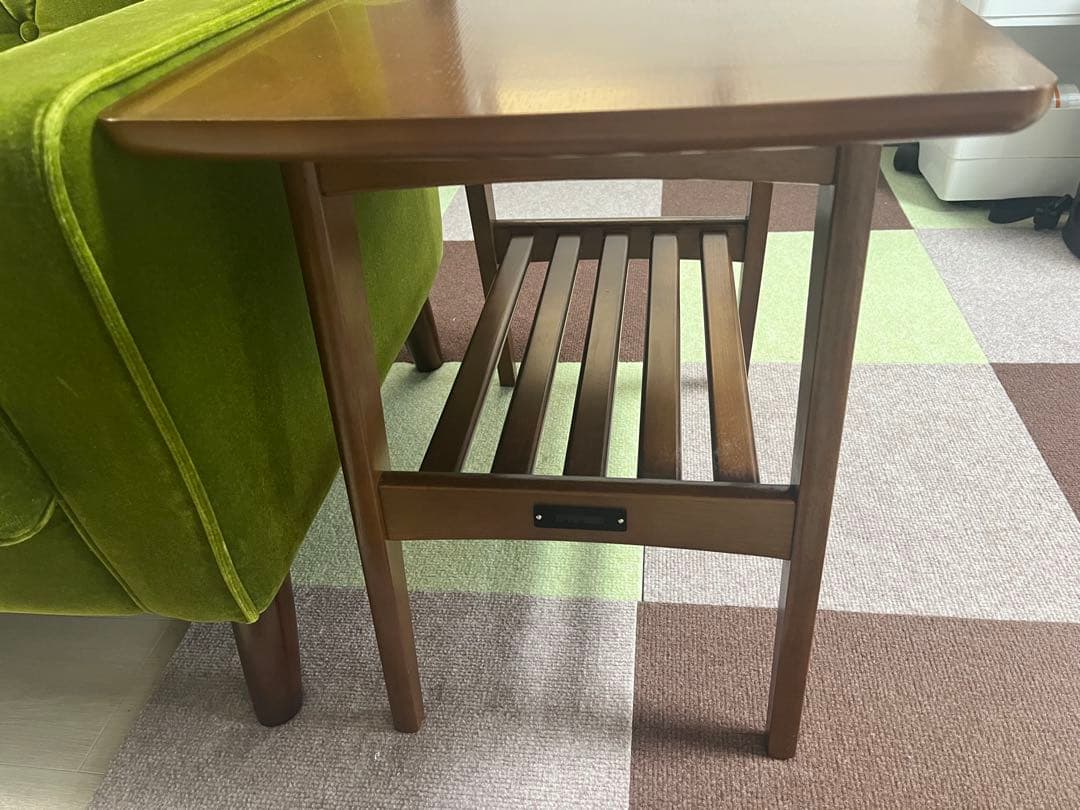 カリモク60 サイドテーブル オーク天板　T36200MW