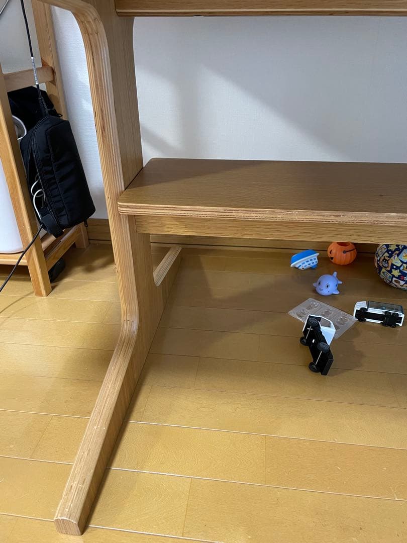 無印良品　リビングでもダイニングでも使えるテーブル　150cm