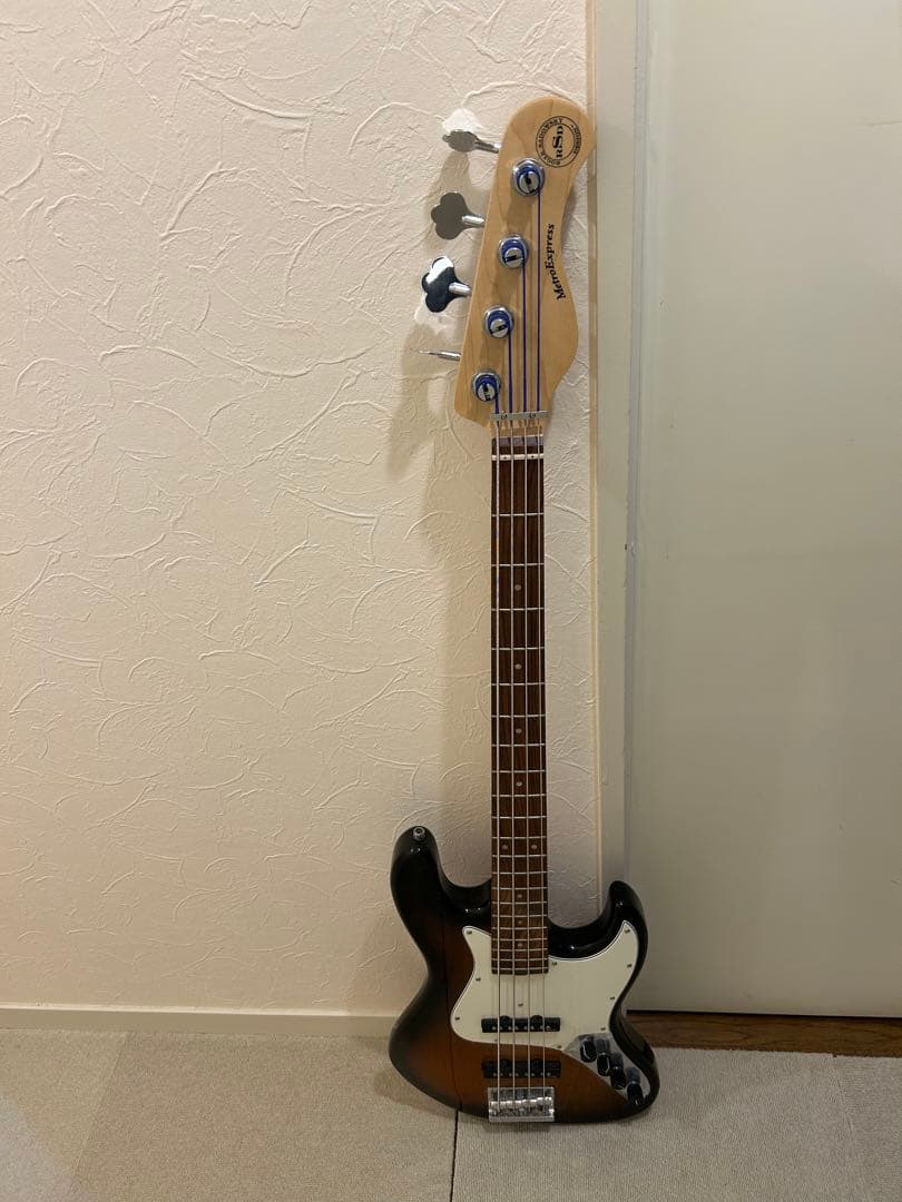 Sadowsky サドウスキー ME21 VJ4 ベース ケース付