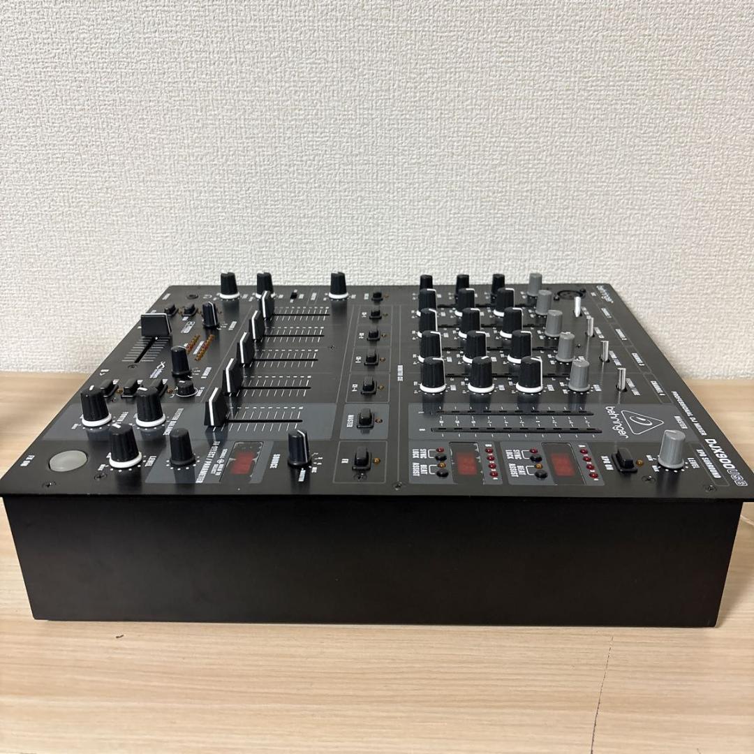 【美品】Behringer PRO MIXER DJX900USB