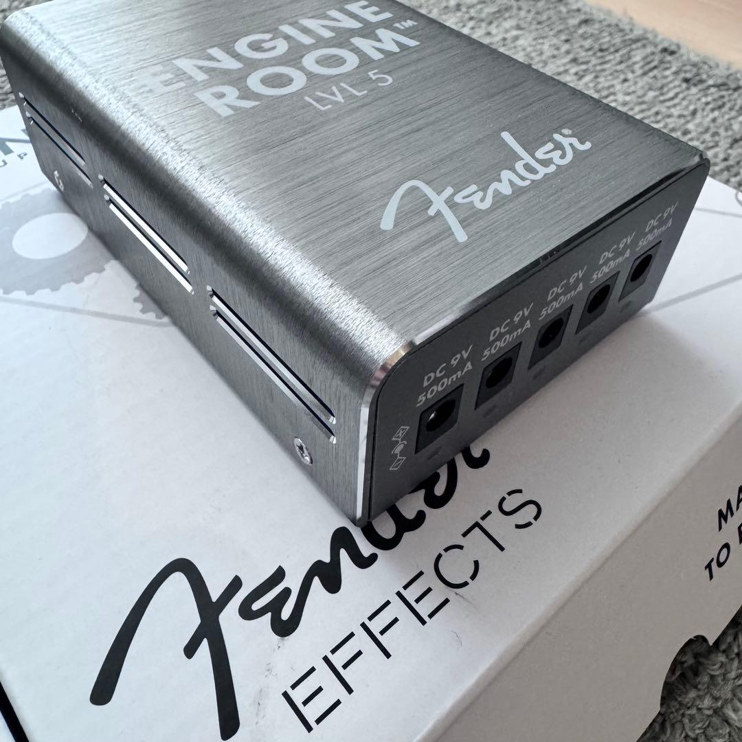【新品同等品】Fender Engine Room LVL5 パワーサプライ