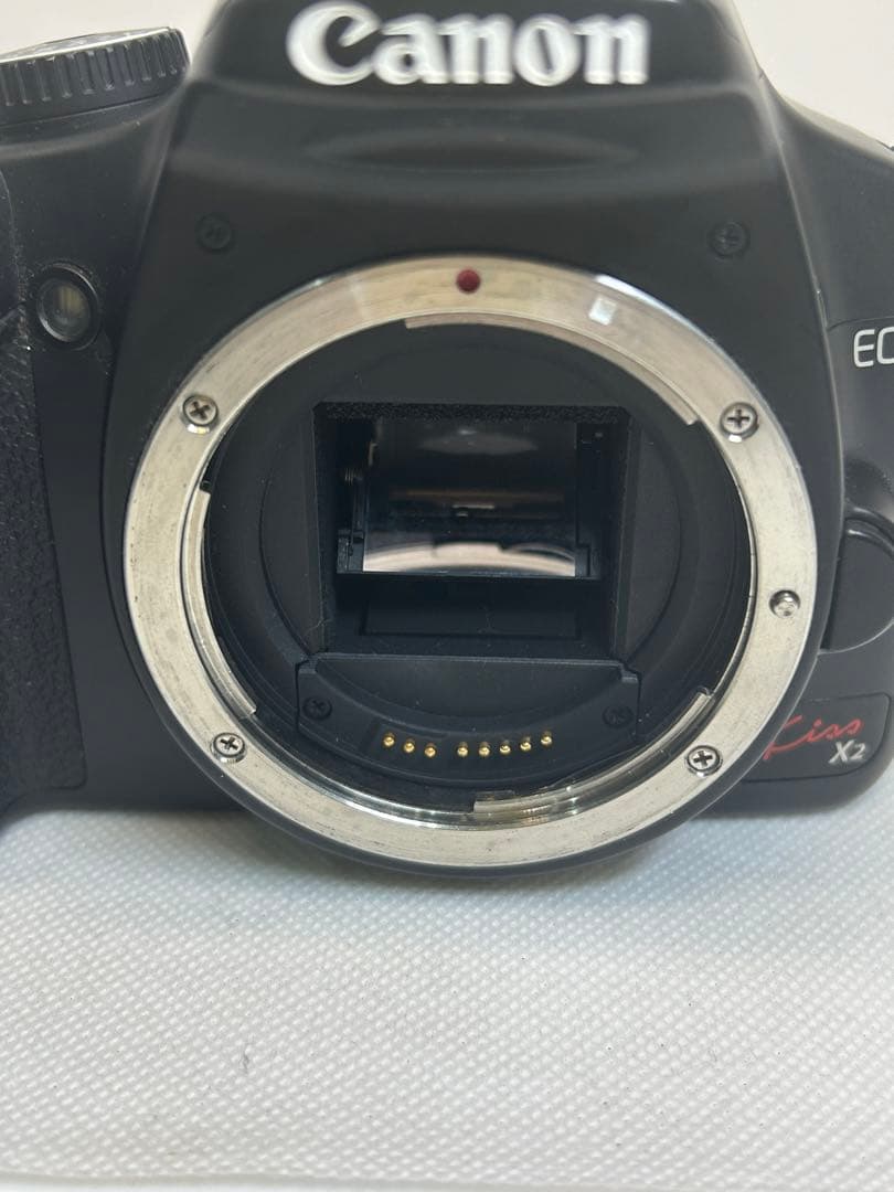 美品　キャノン　EOS Kiss X２
