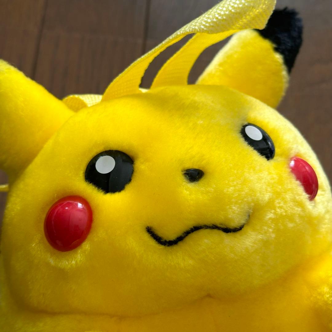 希少　ポケモン　ピカチュウ　ぬいぐるみ　リュック　海外版　レトロ