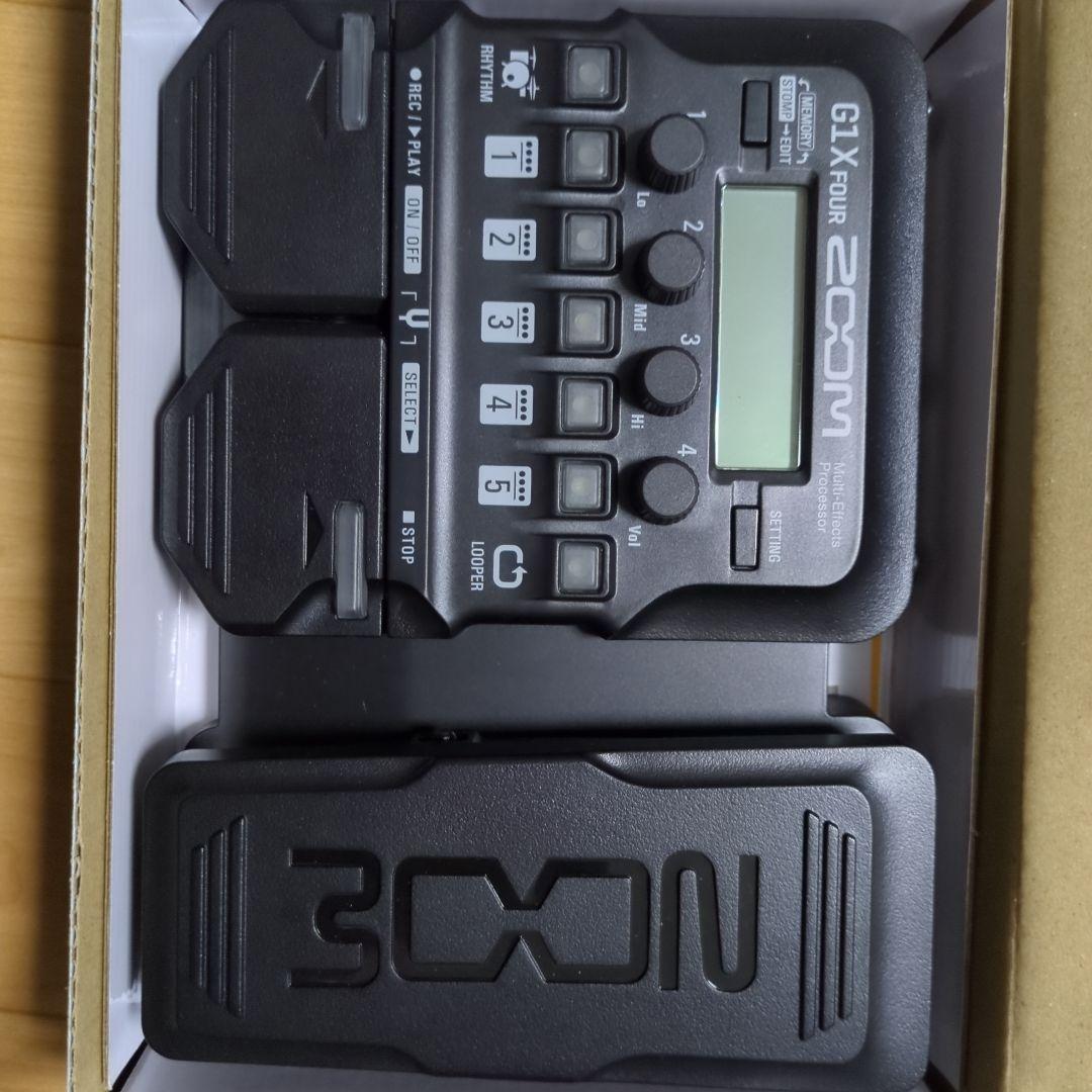 ギター Zoom G1XFOUR