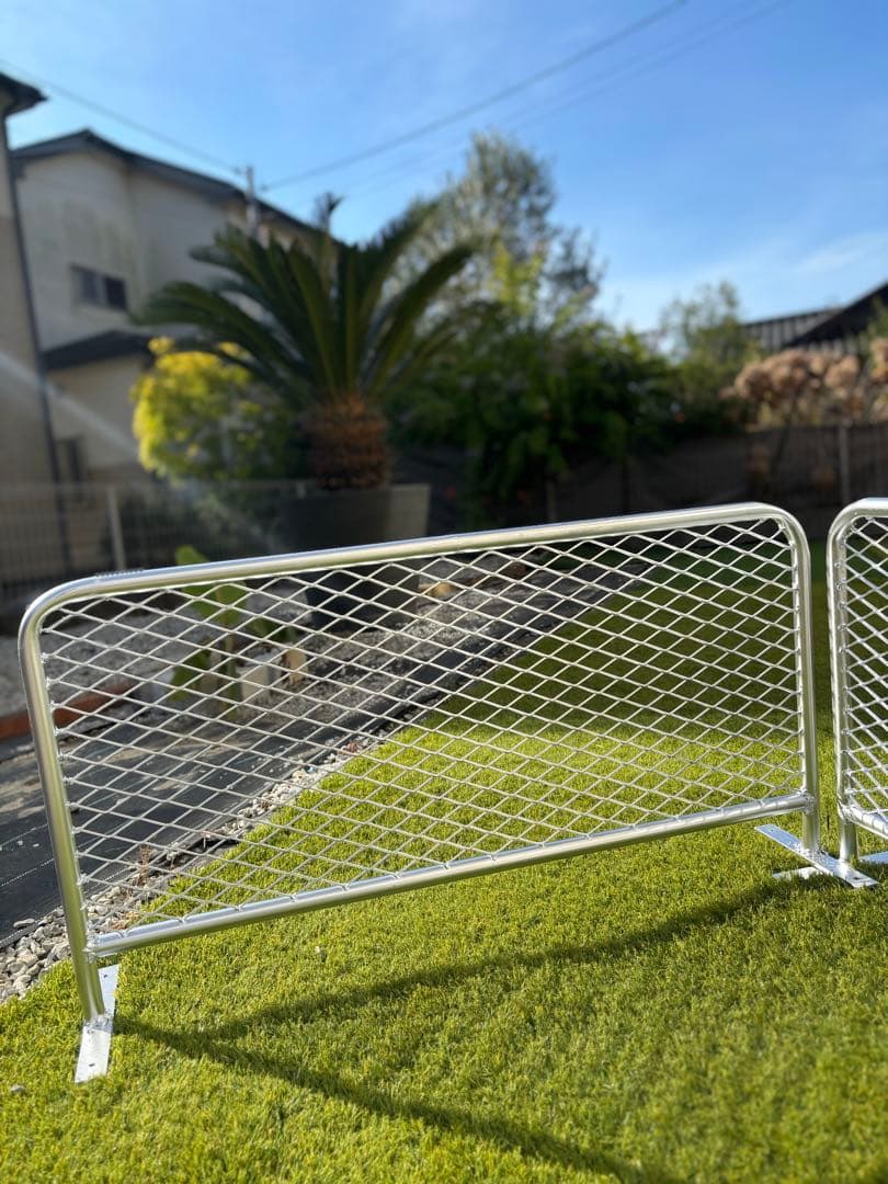 自立式アメリカンフェンス風　ドッグバリケード　間仕切り　パーテーション　脱走対策
