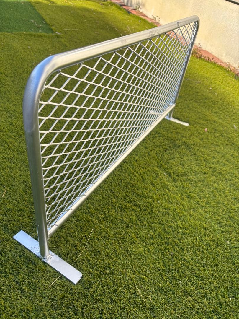 自立式アメリカンフェンス風　ドッグバリケード　間仕切り　パーテーション　脱走対策