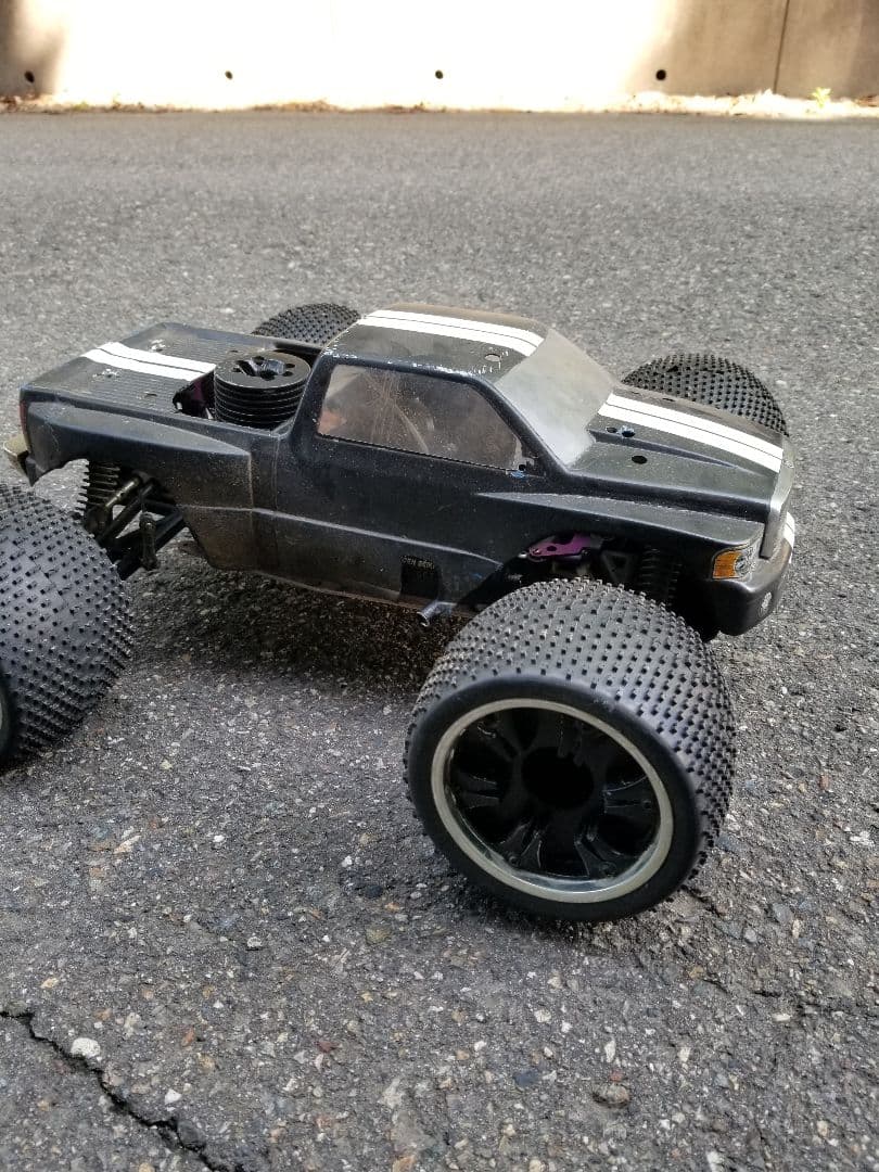 最終値下げ！ 1/8エンジンラジコン