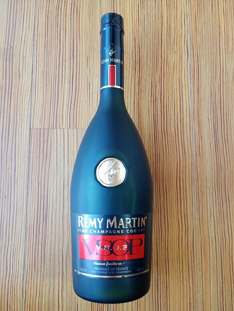 Nikka Black 8 、EARLYTIMES、VSOP 3本セット