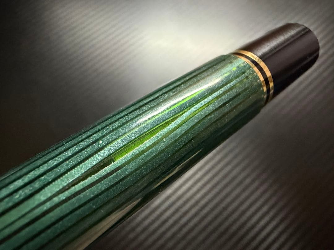 ペリカン スーベレーン M800 緑縞 M 中字 万年筆