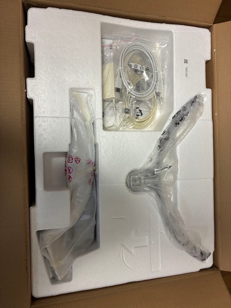 [動作確認済]LG 27UL550-W 27型 4K 液晶ディスプレイHDR対応