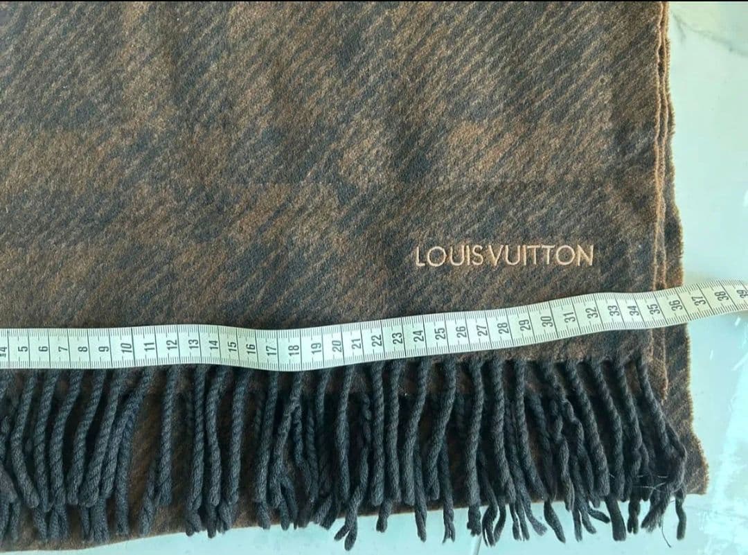 【ルイヴィトン 】カシミヤ100％ マフラーブラウン 汚れ・破れ・臭いなどなし