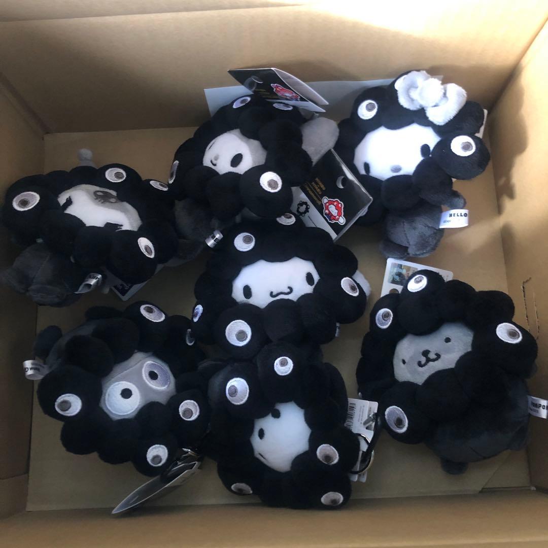 【新品】サンリオ黒ミャクミャクカラビナ付ぬいぐるみ　BC 全7種セット