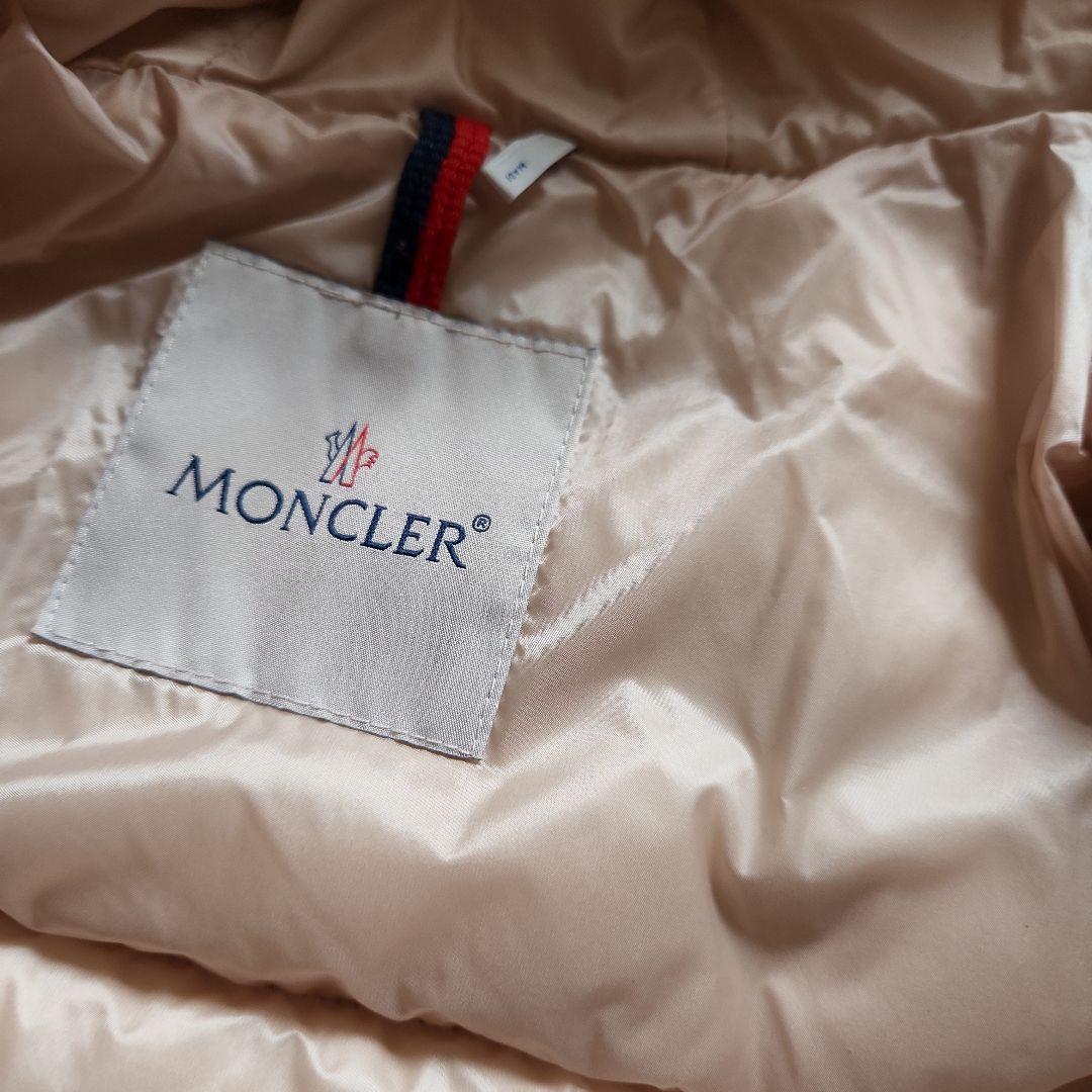 MONCLER ビンク