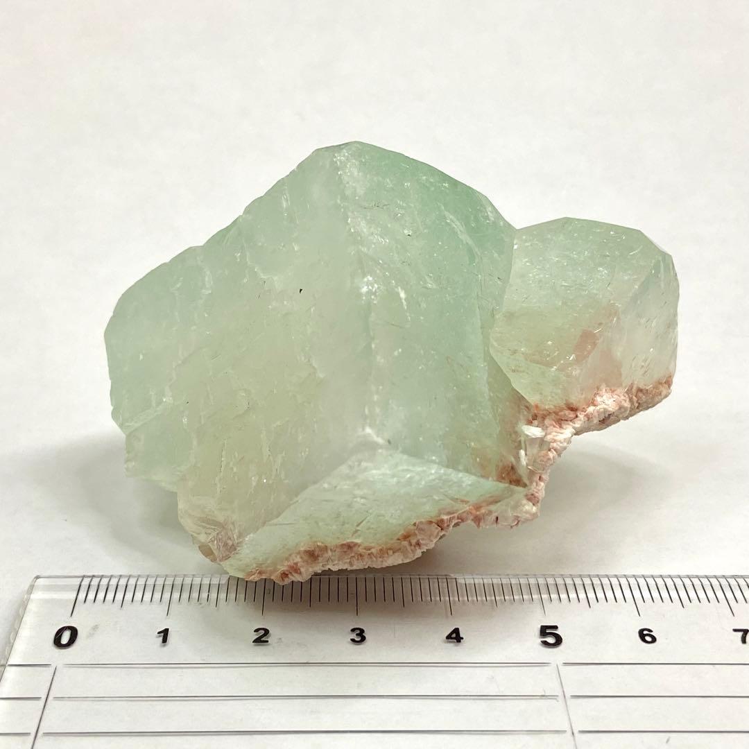 グリーンアポフィライト　魚眼石　鉱物標本　原石鉱石　天然石ストーン