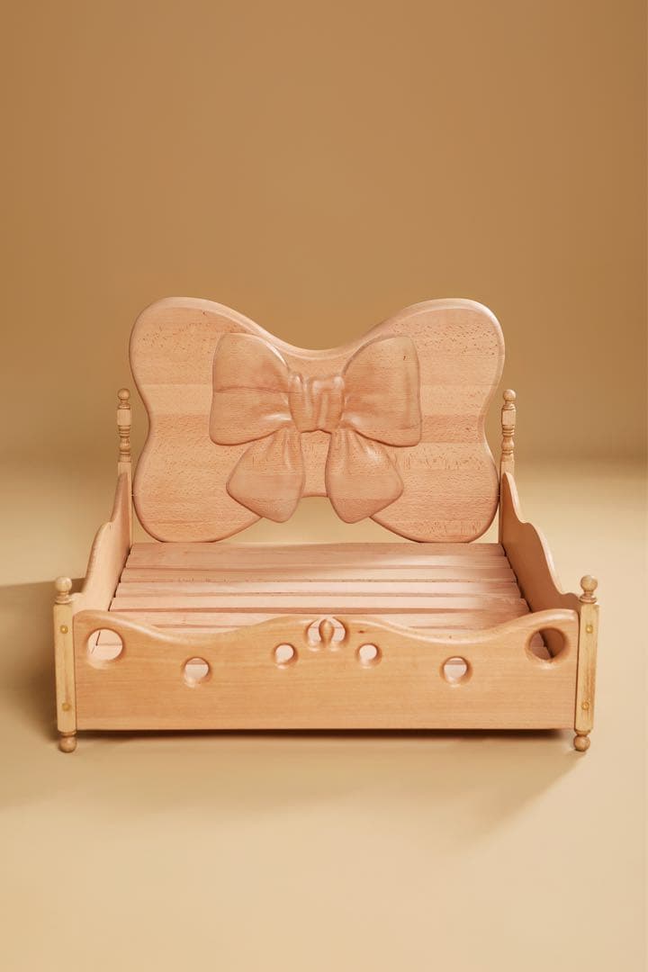 ペット用無垢材ベッド　海外ブランド品