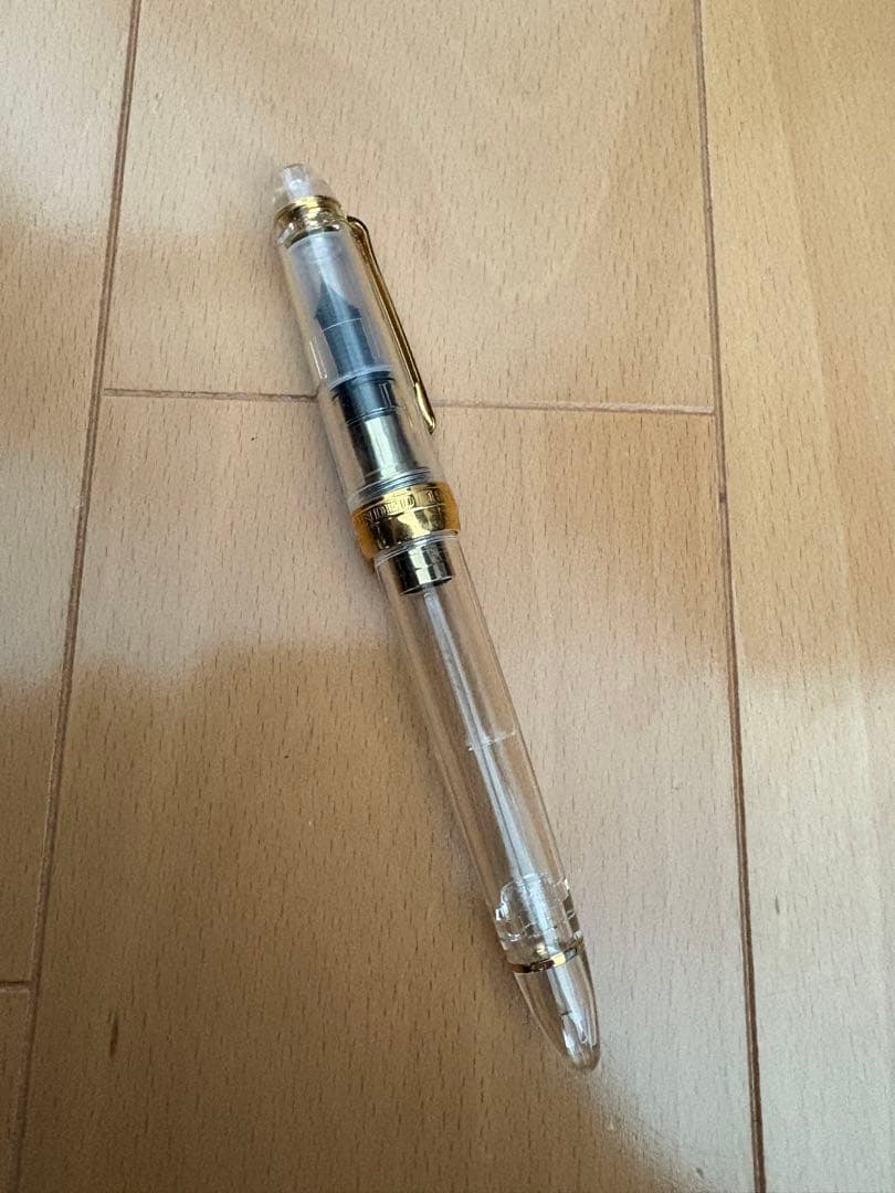 透明樹脂製 万年筆 F