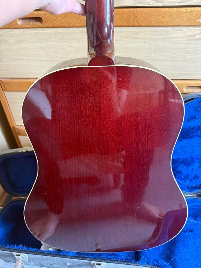 GibsonJ-45 ワインレッド　ハードケース付