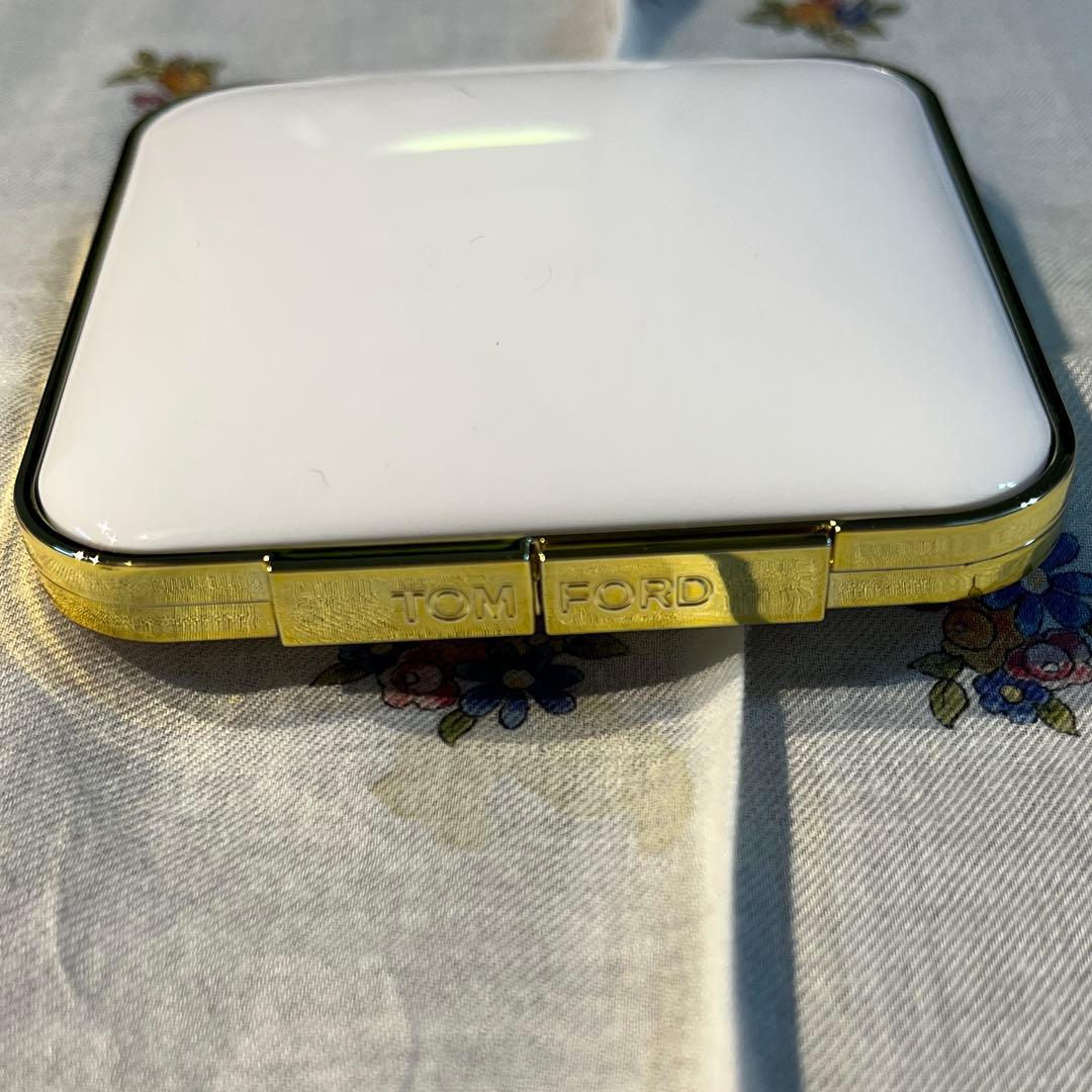 トムフォード TomFord Beauty シアーチーク デュオ 02A