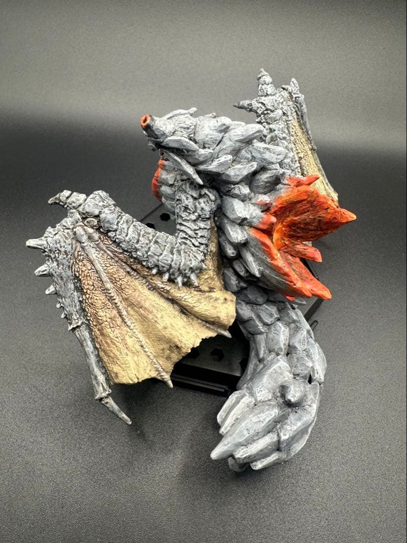 モンスターハンター　スタンダードモデル　フィギュア　辿異種グラビモス　鎧龍