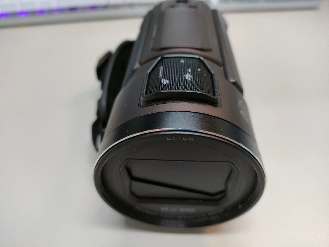 Panasonic 4Kビデオカメラ HC-VX1M ※純正バッテリー2個付き