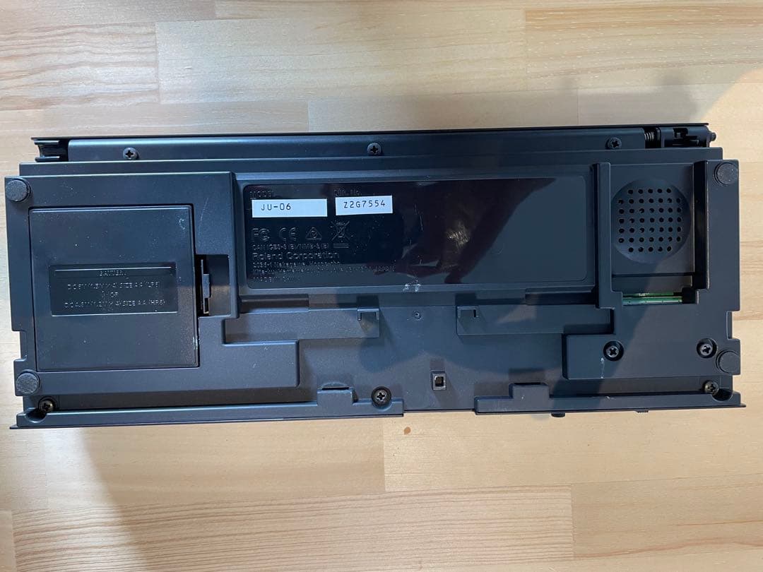 Roland JU-06 シンセサイザー