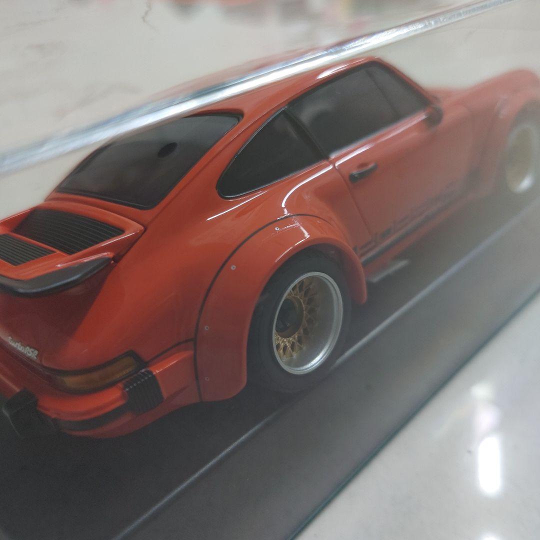 京商ミニッツ Porsche 934 RSR Turbo（オレンジ）