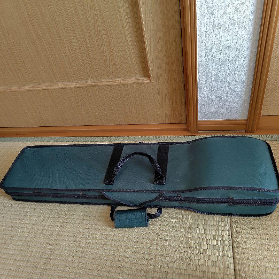 二胡　８点セット（ 弓２本、弦、駒、 千斤糸、整調笛、松脂、ケース付き）