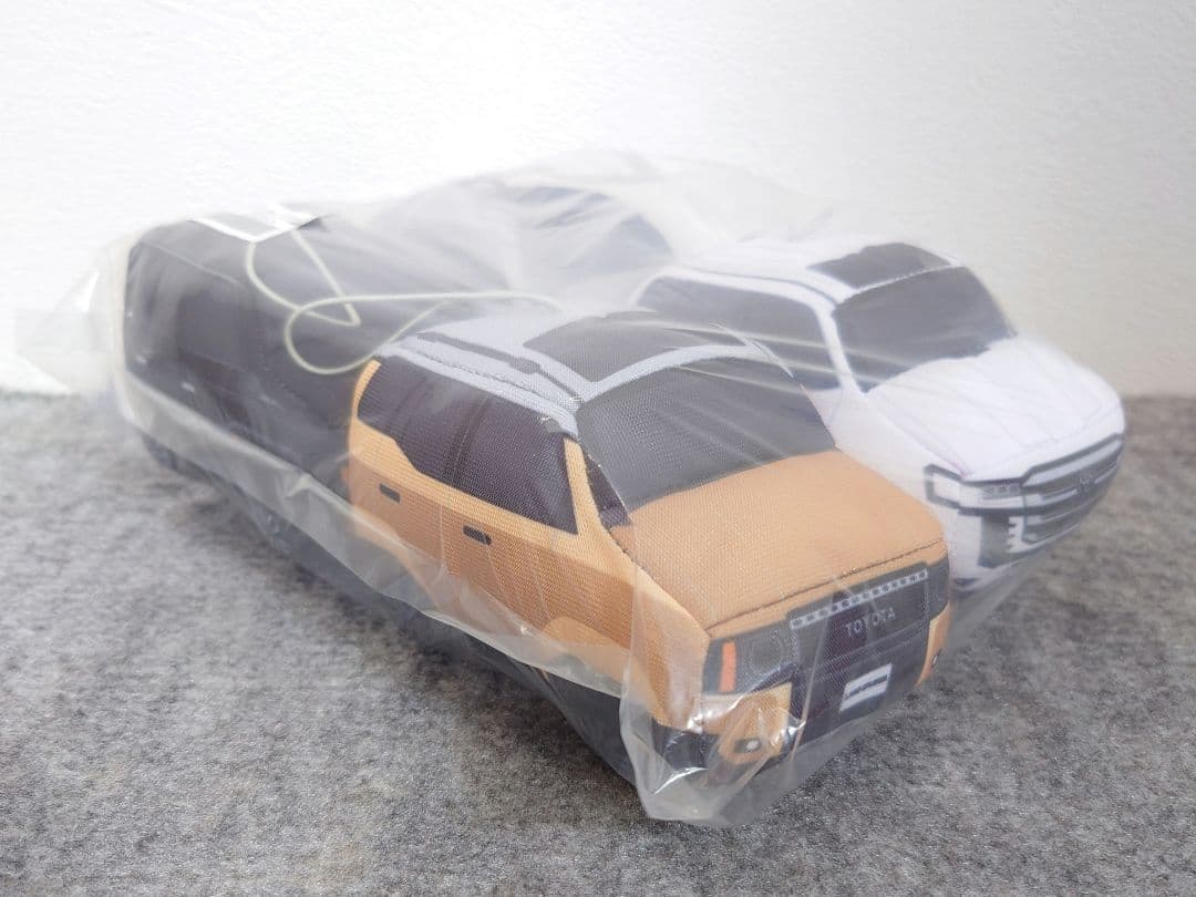 おもちゃまとめ売り　トミカ　ラジコン　パズル　エアホッケー　マスコット