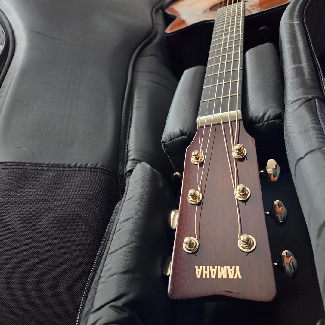 ヤマハ　トランスアコースティックギター　『TAG3 Ｃ SDB』