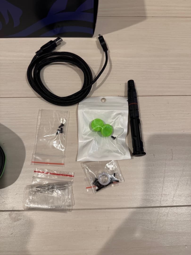 Azeron Cyborg ゲーミングキーパッド 左手デバイス