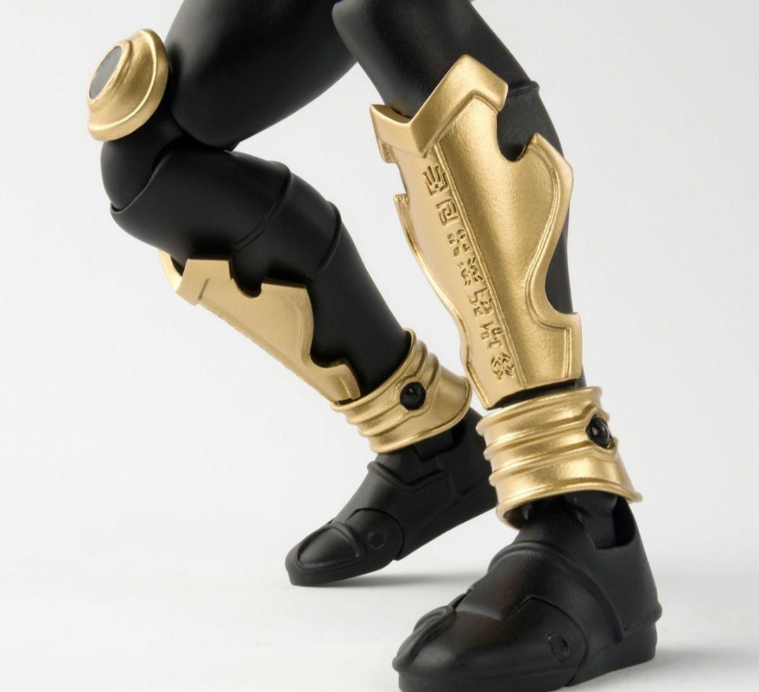 【新品未開封 真骨彫製法】完売 SHF 仮面ライダークウガ アメイジングマイティ