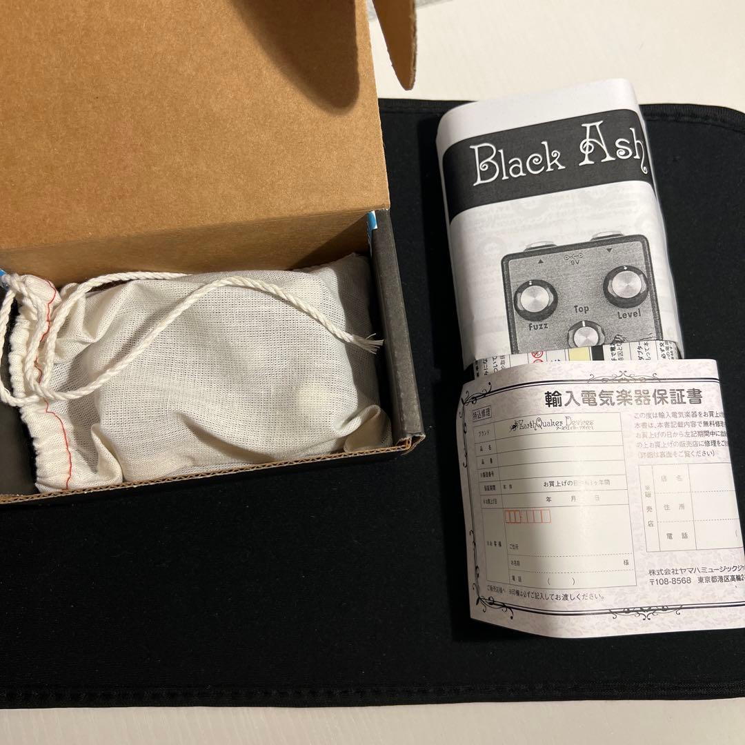 ギター EarthQuaker Devices Black Ash