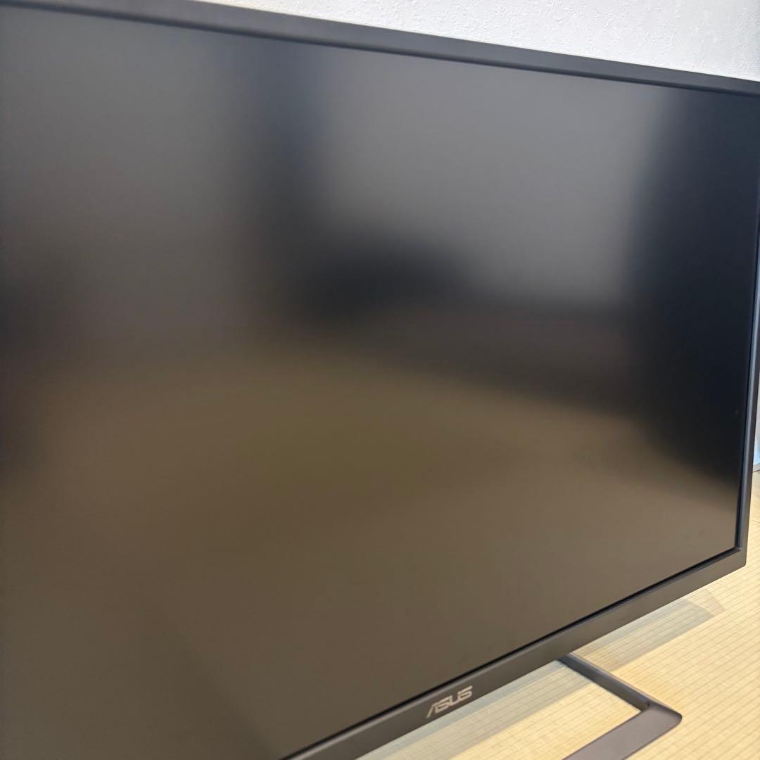 ASUS 4K モニター 31.5inch VA32UQ