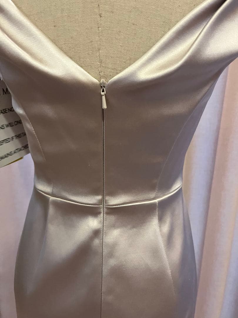 【新品】Karen Millen シャンパンカラーのサテンドレス