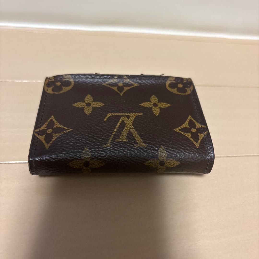 ルイ・ヴィトン ポルトフォイユ・ゾエ