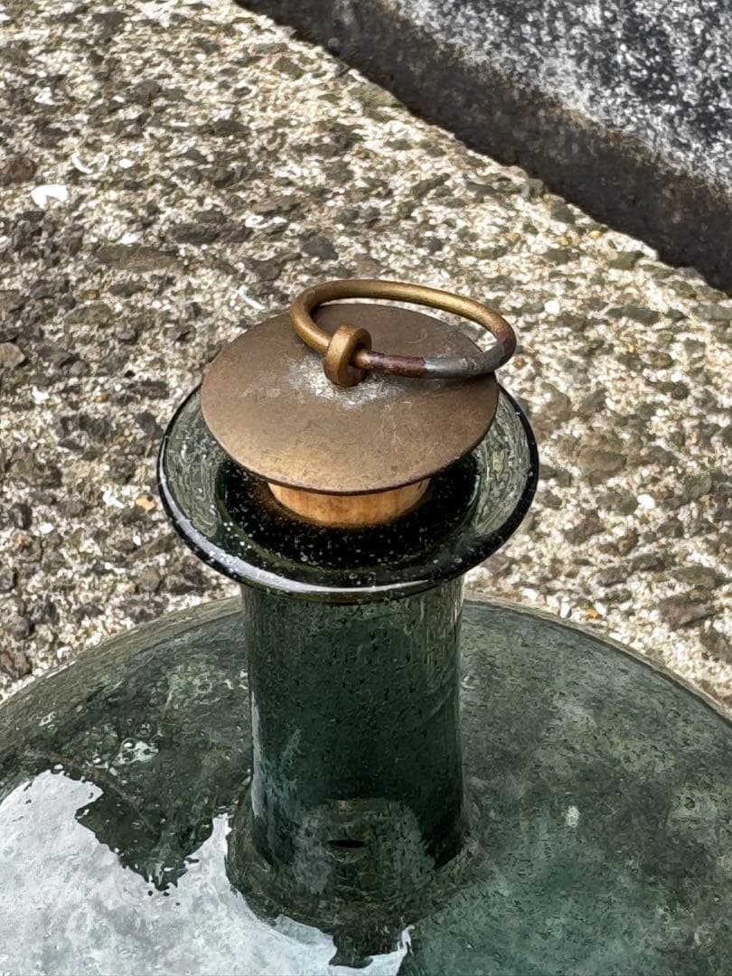 津田清和さん蓋丸酒瓶　真鍮コルク付き