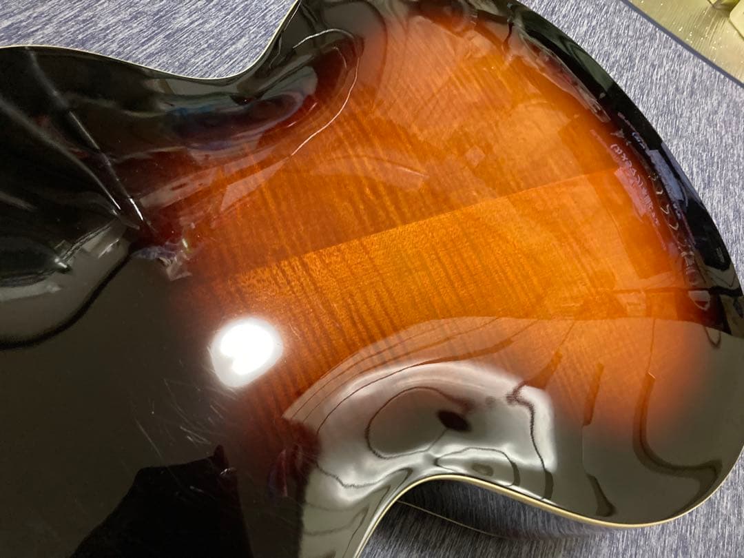 The Loar LH-600-VS 単板削り出し　フルアコ