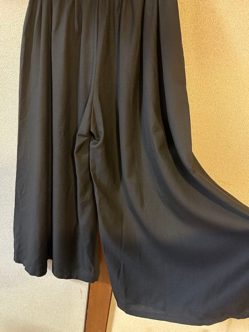 フラップ付ワイドパンツ