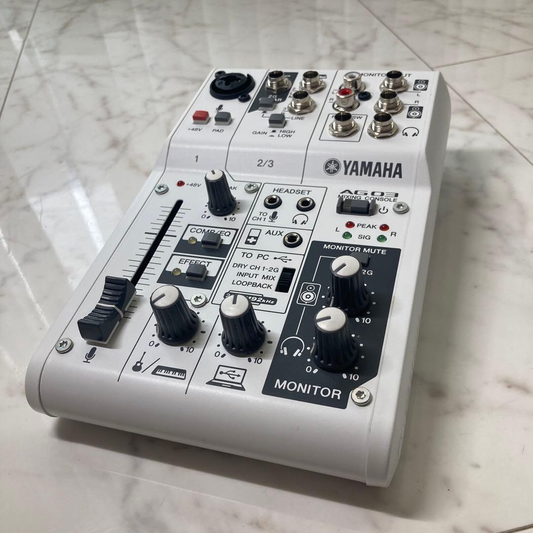 【美品】YAMAHAミキシングコンソールAG03配信　ミキサー