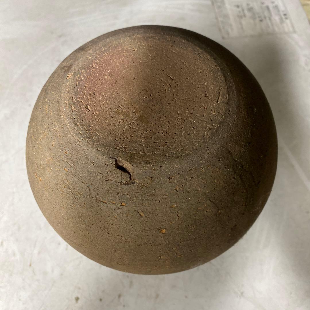 新羅の壺 中型 彫刻模様　花器　花瓶