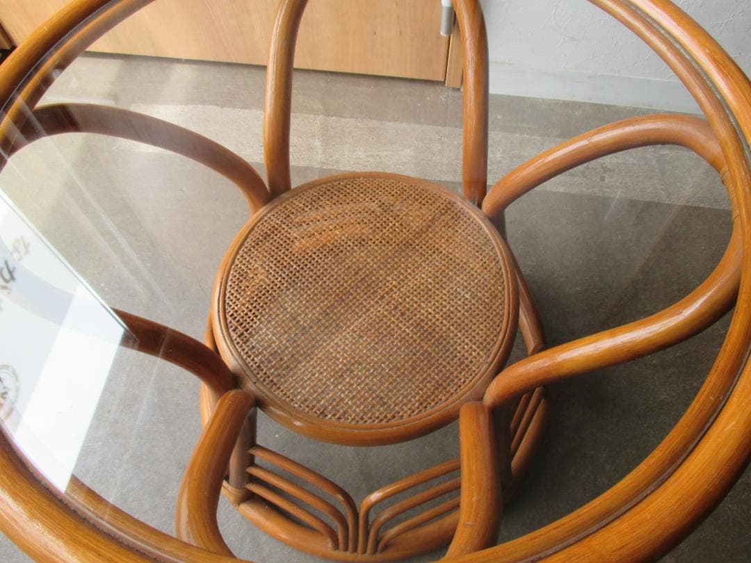 ラタン製■円形ガラステーブル■籐